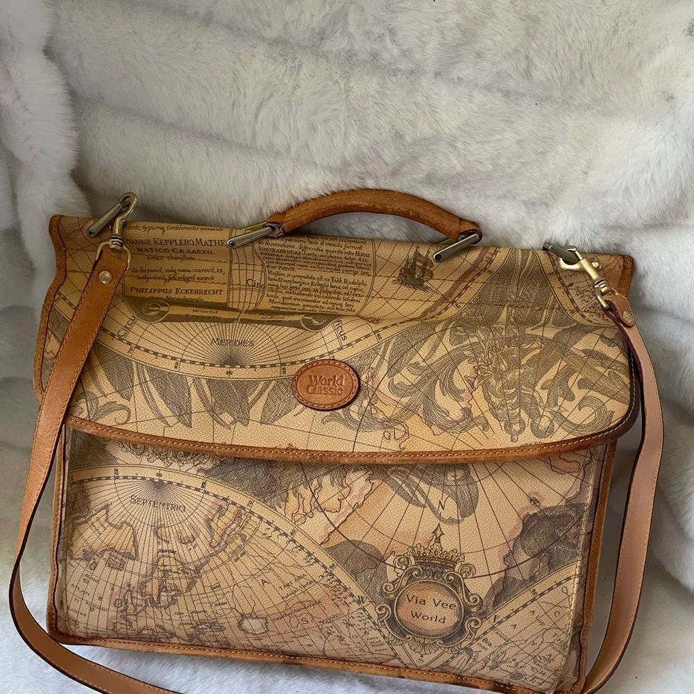 D Collection world classic  Vinyl and  leather office large shoulder bag - Picture 11 of 12